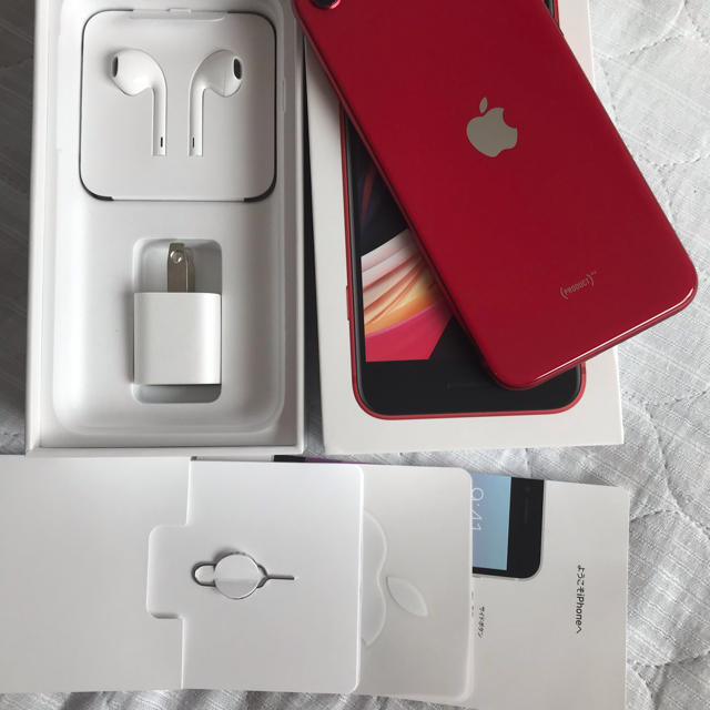 iPhone SE2 SIMフリー　64GB RED