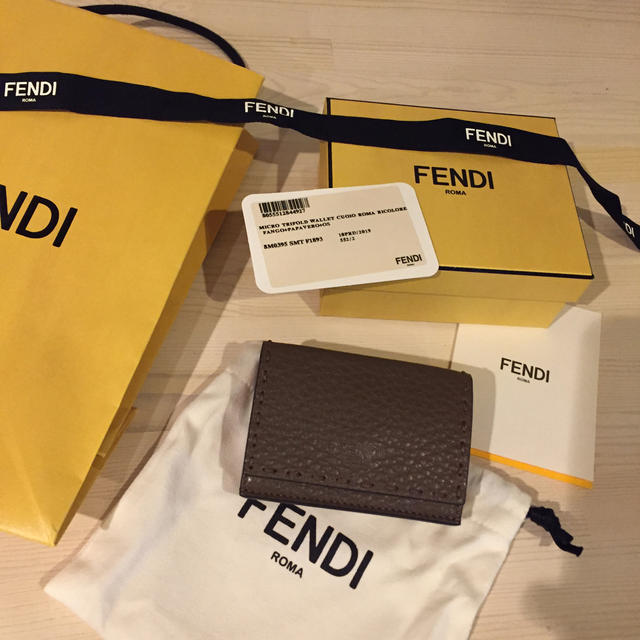 新品登場 - FENDI お値下げ☆FENDI WALLET/SELLERIA SMALL 財布 財布