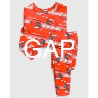 ベビーギャップ(babyGAP)の新品 gap  カーズ パジャマ 90cm(パジャマ)