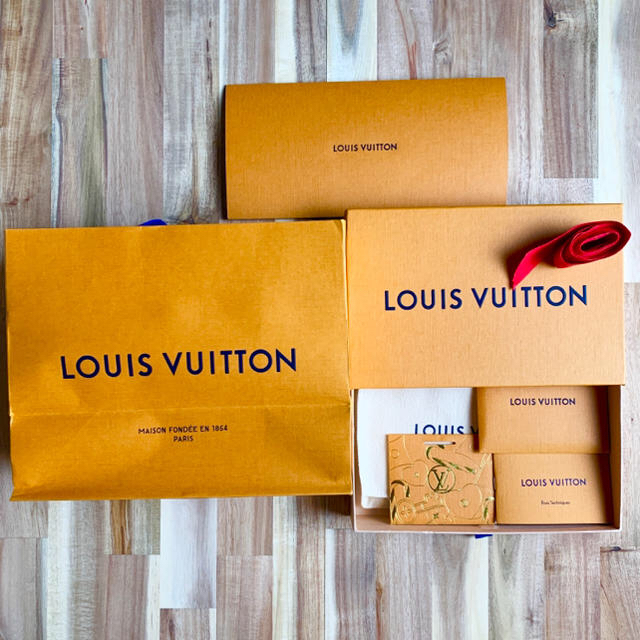 LOUIS VUITTON(ルイヴィトン)のLouis Vuitton iPhoneXS Max スマホケース スマホ/家電/カメラのスマホアクセサリー(iPhoneケース)の商品写真