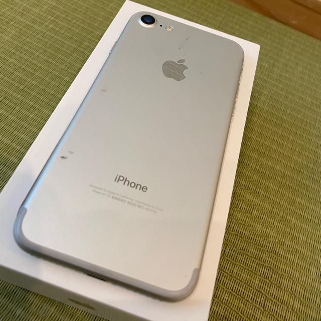 iPhone7 32GB シルバー 2