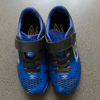 アンブロ(UMBRO)の【中古品】キッズ サッカーシューズ umbro ブルー(シューズ)