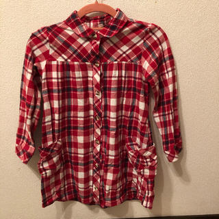 ニシマツヤ(西松屋)の赤　チェックシャツ・シャツワンピース☆130(ワンピース)