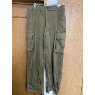 コモリ(COMOLI)のフランス軍 M47 カーゴパンツ　35サイズ　希少なオリーブ色　後期モデル(ワークパンツ/カーゴパンツ)