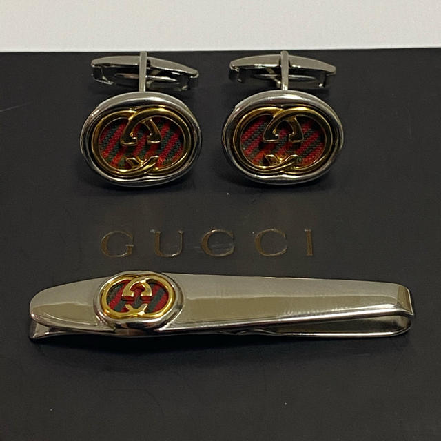 Gucci(グッチ)の超希少！！【GUCCI    GG  シェリー　カフス&タイピンセット！！】 メンズのファッション小物(ネクタイピン)の商品写真