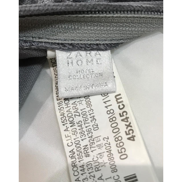 ZARA HOME(ザラホーム)のザラホーム  クッションカバー インテリア/住まい/日用品のインテリア小物(クッションカバー)の商品写真