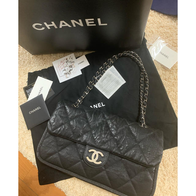 CHANEL(シャネル)のシャネル　チェーン  ショルダーバッグ　マトラッセ  ブラック レディースのバッグ(ショルダーバッグ)の商品写真