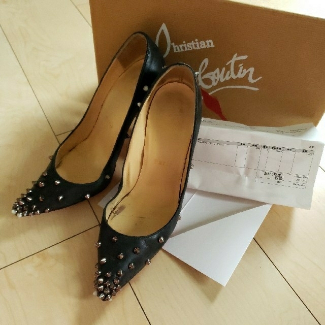 Christian Louboutin(クリスチャンルブタン)の正規品 定番ルブタン レディースの靴/シューズ(ハイヒール/パンプス)の商品写真