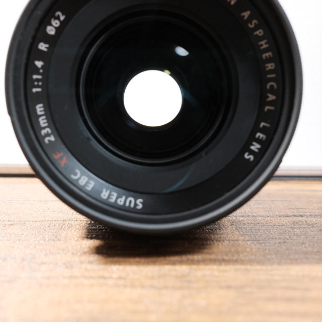 カメラ【美品】FUJI FILM XF23mm F1.4R 角型フード、フィルター付き