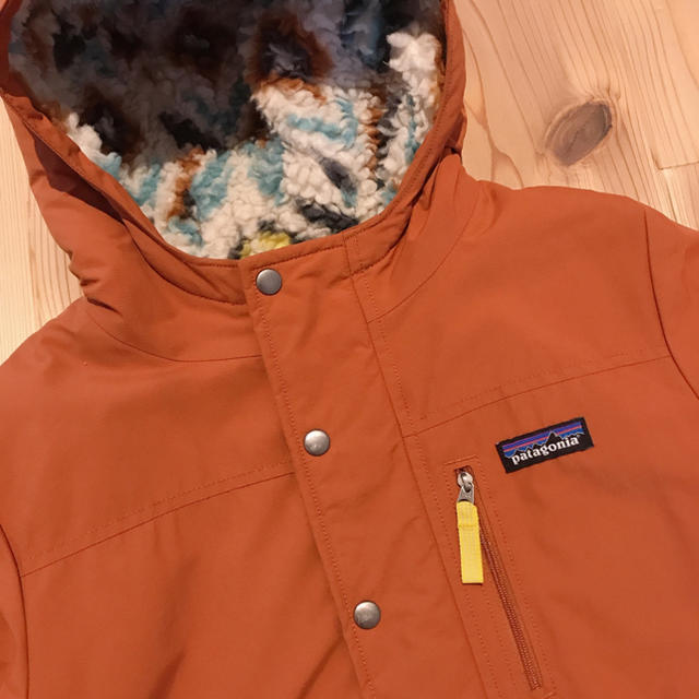 patagonia(パタゴニア)のパタゴニア　ボーイズインファーノジャケット　Sサイズ キッズ/ベビー/マタニティのキッズ服男の子用(90cm~)(ジャケット/上着)の商品写真