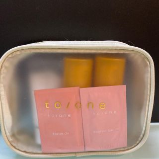 コスメキッチン(Cosme Kitchen)の⚠️お値下げ不可⚠️<to/one>トライアル スターターキット (ポーチ付き)(サンプル/トライアルキット)