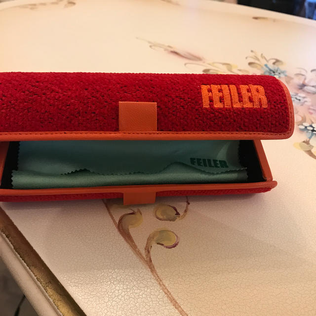 FEILER(フェイラー)の最後のお値下げ！今がチャンス☆フェイラー眼鏡ケース  レディースのファッション小物(サングラス/メガネ)の商品写真