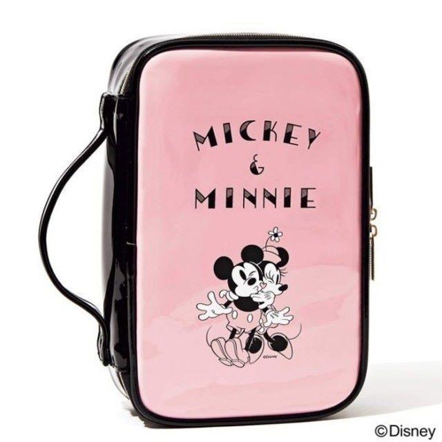 Disney(ディズニー)のsweet 8月 付録 ミッキー&ミニー ドレッサーポーチ エンタメ/ホビーの雑誌(ファッション)の商品写真