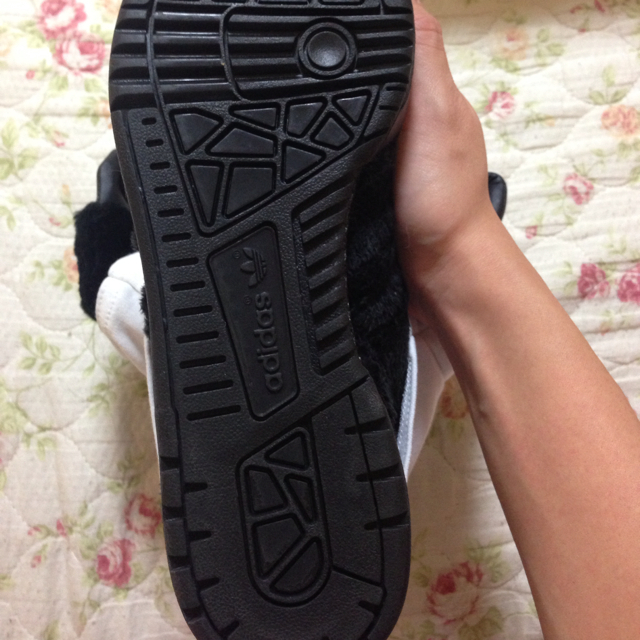 adidas(アディダス)の新品未使用adidasスニーカー♡ レディースの靴/シューズ(スニーカー)の商品写真