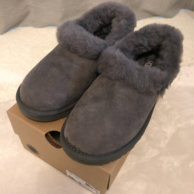 UGG ショートムートンブーツ