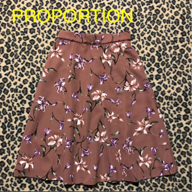 PROPORTION BODY DRESSING(プロポーションボディドレッシング)のプロポーションボディードレッシング　オータムフラワーフレアスカート レディースのスカート(ひざ丈スカート)の商品写真