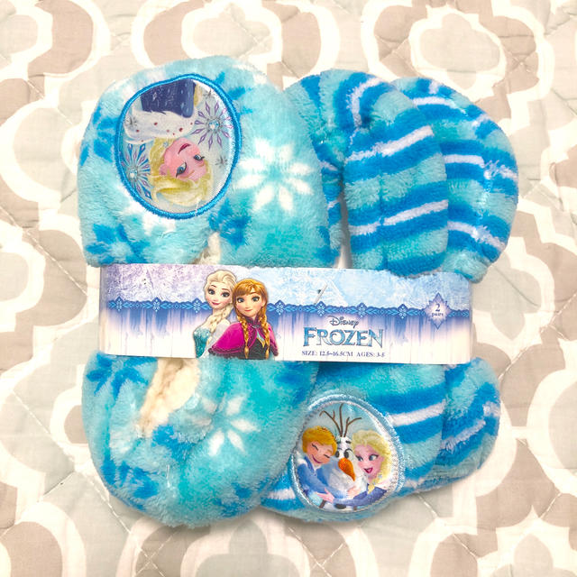 コストコ(コストコ)のアナ雪　キッズ スリッパ2足組★12.5〜16.5㎝ キッズ/ベビー/マタニティのこども用ファッション小物(靴下/タイツ)の商品写真