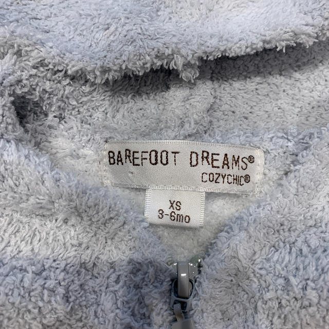 BAREFOOT DREAMS(ベアフットドリームス)のBAREFOOT ボアパーカー キッズ/ベビー/マタニティのベビー服(~85cm)(カーディガン/ボレロ)の商品写真