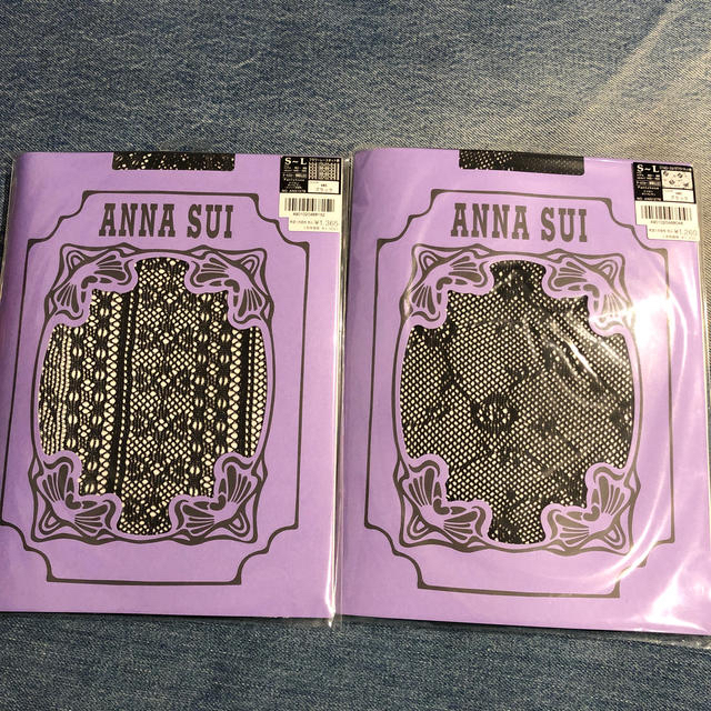 ANNA SUI(アナスイ)のアナスイ　ANNA SUI 網タイツ　デザイン　新品未使用未開封 レディースのレッグウェア(タイツ/ストッキング)の商品写真