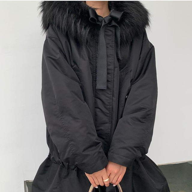 ZARA(ザラ)のbirthdaybash新品N3BモッズコートブラックXS レディースのジャケット/アウター(ロングコート)の商品写真