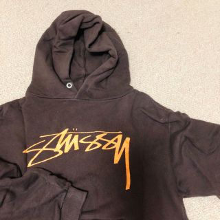 ステューシー(STUSSY)のステューシー　フード付きパーカー(パーカー)