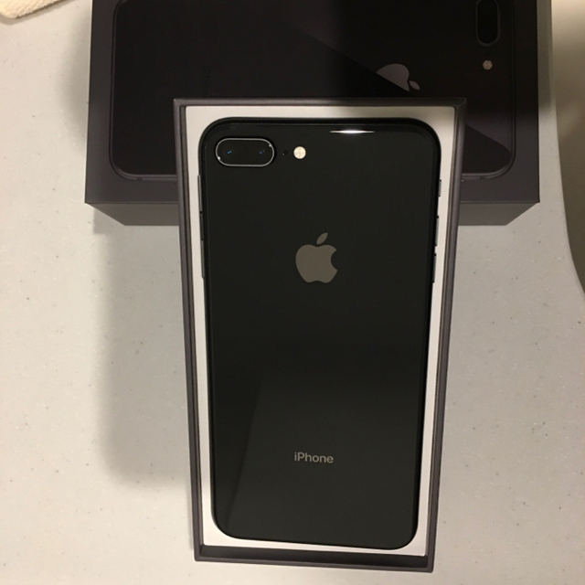 iPhone8 plus 64GB Softbank AppleCare +有 www.krzysztofbialy.com