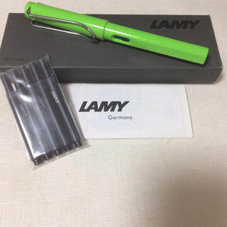 ラミー(LAMY)のLAＭＹ万年筆 サファリ ペン先EF グリーン カートリッジ5本付き(ペン/マーカー)
