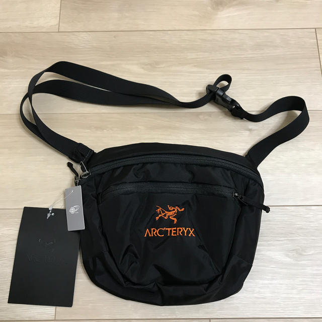 ARC’TERYX × BEAMS  Mantis 2 Waist Pack