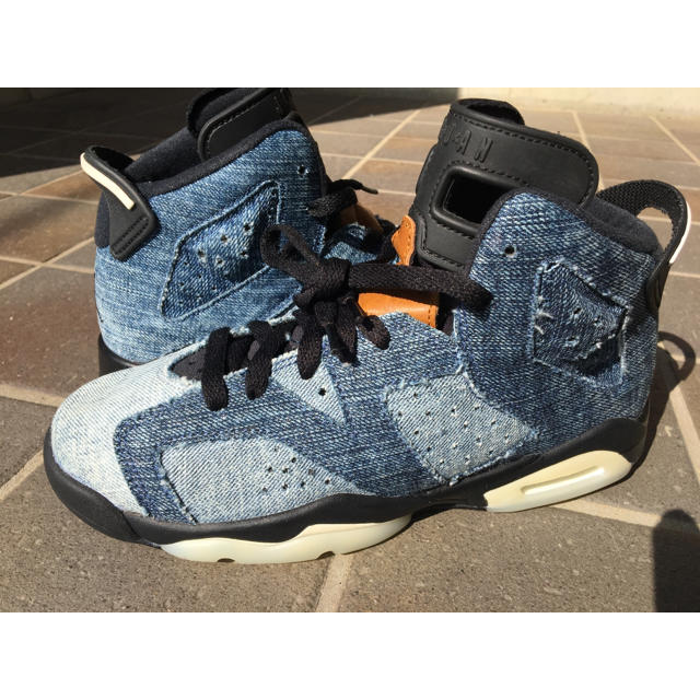 NIKE(ナイキ)の激安！新品未使用！Nike AIR  JORDAN6 WASHED DENIM レディースの靴/シューズ(スニーカー)の商品写真