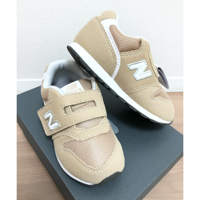 New Balance(ニューバランス)の新品　ニューバランス スニーカー キッズ　996【16cm】ベージュ キッズ/ベビー/マタニティのキッズ靴/シューズ(15cm~)(スニーカー)の商品写真