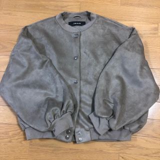 ザラ(ZARA)のZARA スエード風　ボンバージャケット　ブルゾン(ブルゾン)