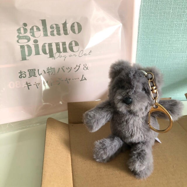 gelato pique(ジェラートピケ)の【新品】sweet 10月号 付録 gelato pique キャットチャーム レディースのアクセサリー(チャーム)の商品写真