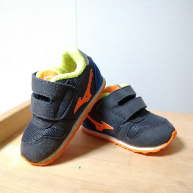MIZUNO(ミズノ)のミズノ ベビーシューズ 12.5cm キッズ/ベビー/マタニティのベビー靴/シューズ(~14cm)(スニーカー)の商品写真