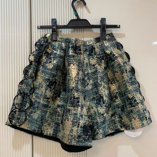 チェスティ(Chesty)の【新品タグ付】chesty シャイニーショートパンツ ブルー系 マルチカラー(ショートパンツ)