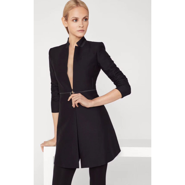 ❤️BCBG 2020新作 新品 黒、白 コート 綺麗-