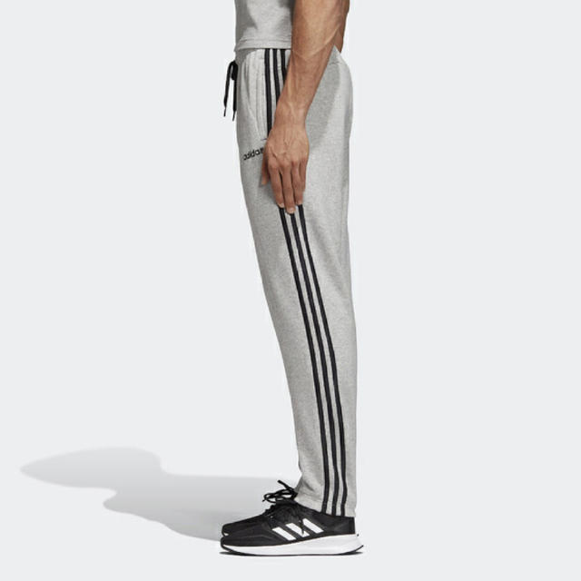 adidas(アディダス)の【新品未使用】アディダス　スウェットパンツ　サイズM メンズのパンツ(その他)の商品写真