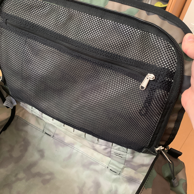 THE NORTH FACE(ザノースフェイス)の紋様専用 ノースフェイス ベースキャンプダッフル Mサイズ メンズのバッグ(ボストンバッグ)の商品写真
