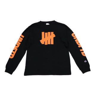 アンディフィーテッド(UNDEFEATED)のアンディーフィーテッド　チャンピオン　コラボTシャツ(Tシャツ/カットソー(七分/長袖))