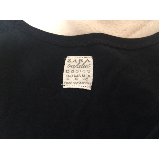 ZARA(ザラ)の新品ZARAトップス レディースのトップス(Tシャツ(半袖/袖なし))の商品写真