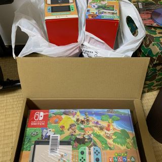 ニンテンドースイッチ(Nintendo Switch)の【ソウイチロー様専用】あつまれ動物の森セット 同梱版(家庭用ゲーム機本体)