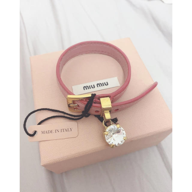 miumiu(ミュウミュウ)のmiumiu ブレスレット♡ ピンク レディースのアクセサリー(ブレスレット/バングル)の商品写真