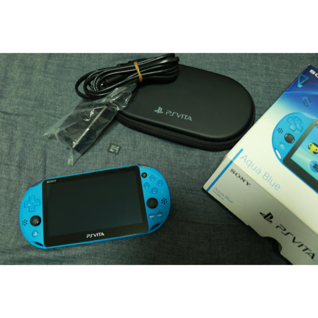 【良品】PlayStation Vita アクアブルー Wi-Fiモデル 1