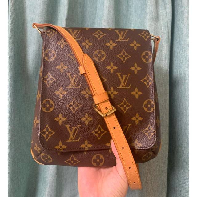 LOUIS VUITTON(ルイヴィトン)のルイヴィトン ミュゼットサルサショート レディースのバッグ(ショルダーバッグ)の商品写真