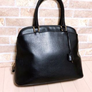 サルヴァトーレフェラガモ(Salvatore Ferragamo)の《美品》Ferragamo(フェラガモ)ハンドバッグ(ハンドバッグ)