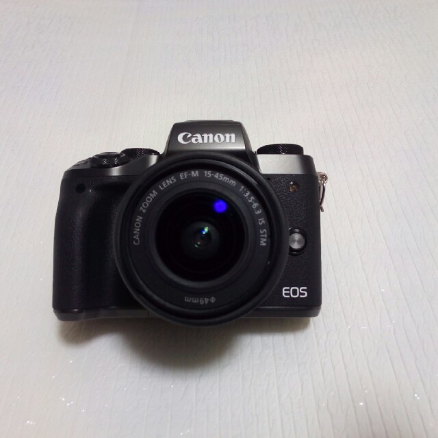 Canon EOS M5＋EF-M15_45セット