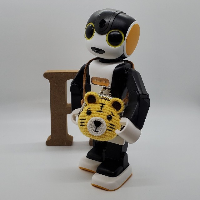 SHARP(シャープ)のロボホン RoBoHoN ロボホンのアクセサリー エンタメ/ホビーのおもちゃ/ぬいぐるみ(その他)の商品写真