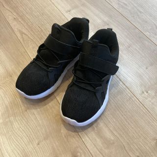 しまむら 黒 キッズスニーカー 子供靴 の通販 7点 しまむらのキッズ ベビー マタニティを買うならラクマ