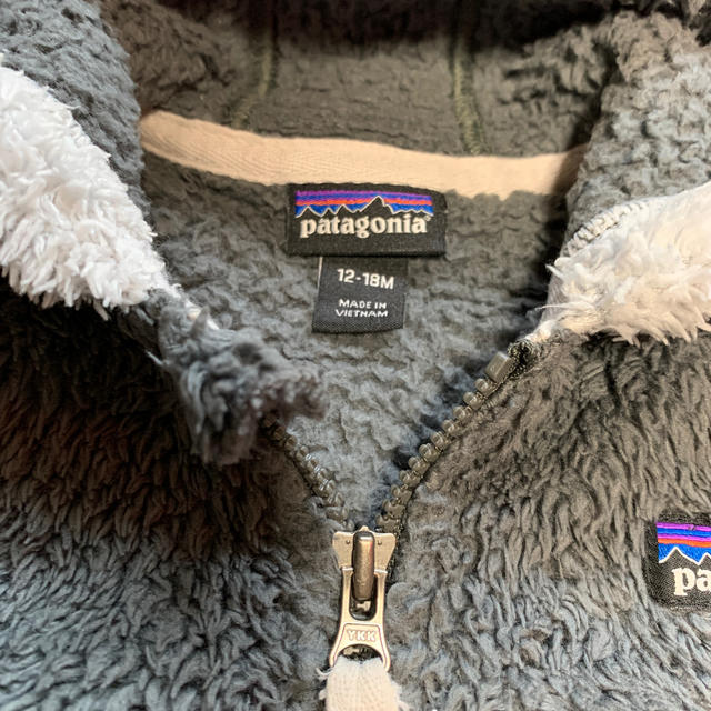 patagonia(パタゴニア)のパタゴニア　ベビー　フリース キッズ/ベビー/マタニティのベビー服(~85cm)(ジャケット/コート)の商品写真