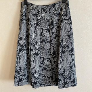 アナイ(ANAYI)のANAYl/モノトーン柄/3,4回着用/¥20000以上のお品/素敵なデザイン(ひざ丈スカート)