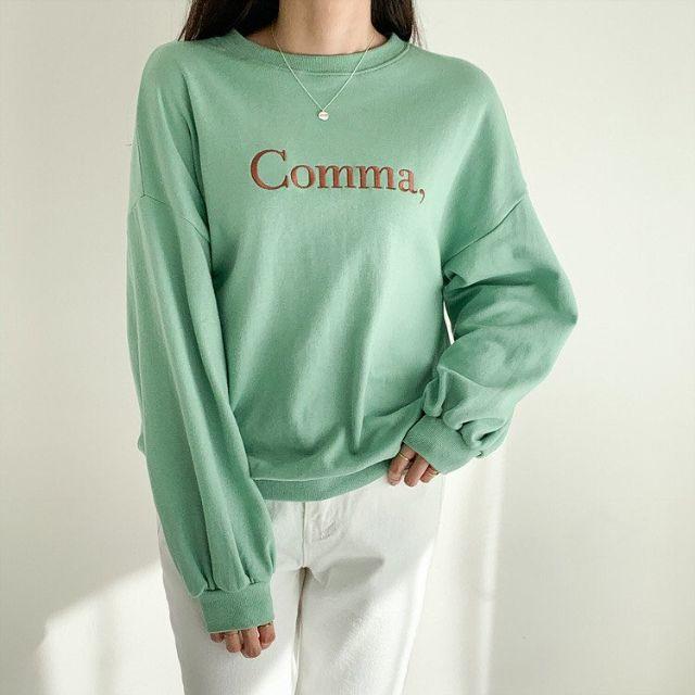 ◆ 新品/即日発送 ◆ Comma, レタリング スウェット レディースのトップス(トレーナー/スウェット)の商品写真